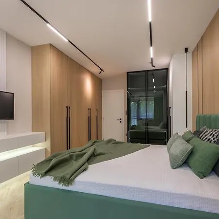 Daire Modern In Center I Steps From By Flat Mаnаger *